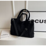 Crossbody Tote Bag in Corduroy, Large Capacity, Casual and Versatile, Shoulder Handbag for Fashionable Commuting - Image 6