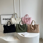 Crossbody Tote Bag in Corduroy, Large Capacity, Casual and Versatile, Shoulder Handbag for Fashionable Commuting - Image 4