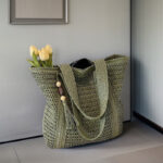 Large capacity commuting straw woven bag hand-held woven vacation style beach shoulder bag - Image 4